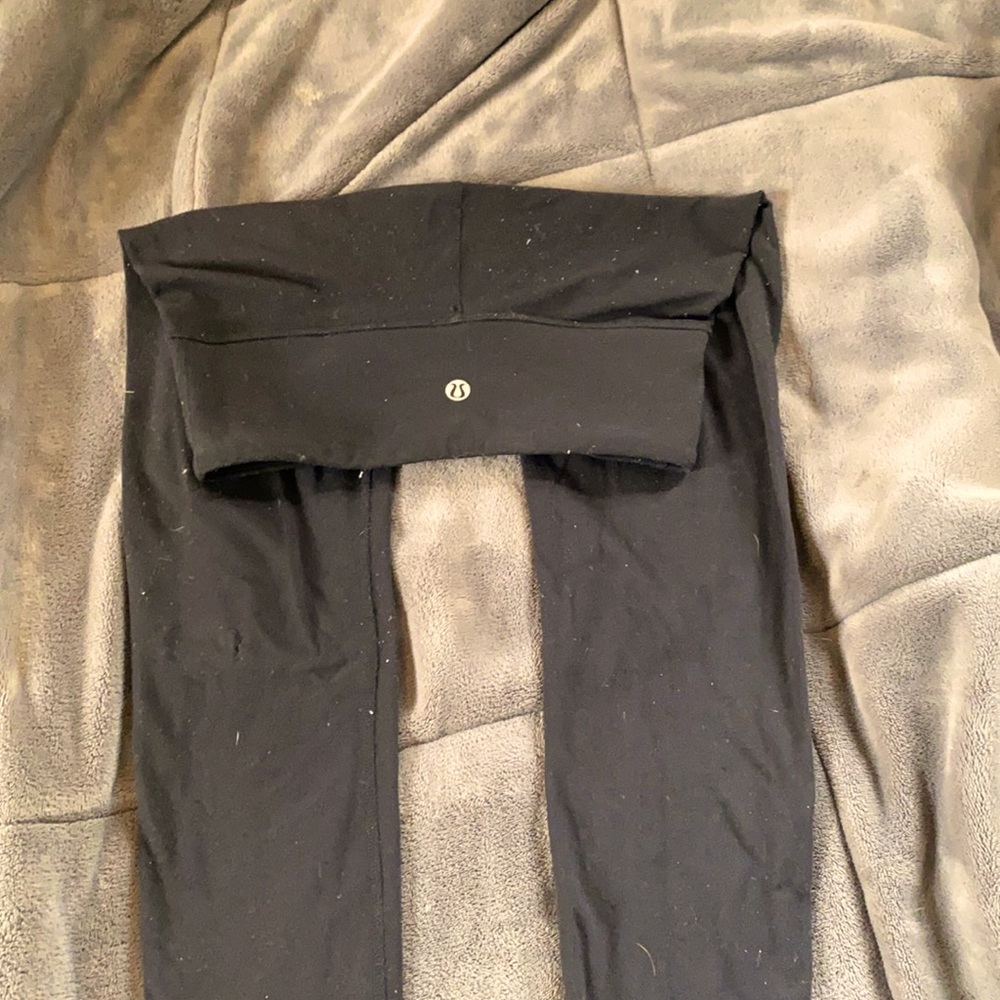 black long leggings